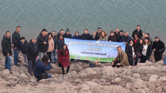 Tokatta Öğretmen Olmak projesi kapsamında İlçemiz Almus Barajında balık tutma etkinliği düzenlendi.